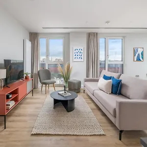  Apartment Altido New Near Battersea Power Station
